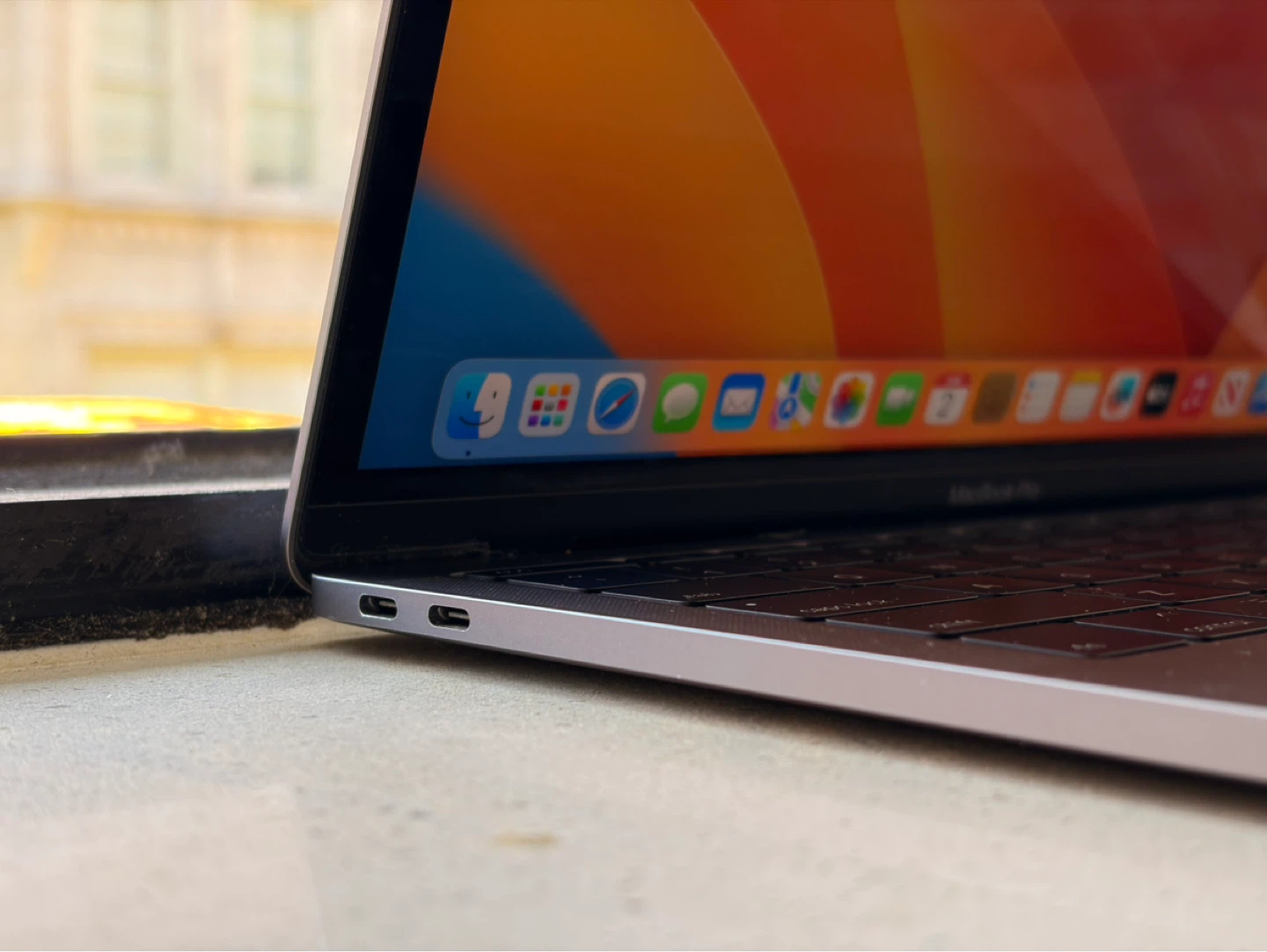 MacBook Pro (Retina, 13-inch, 2017) — 250GB / i5 / 8GB - photo 3
