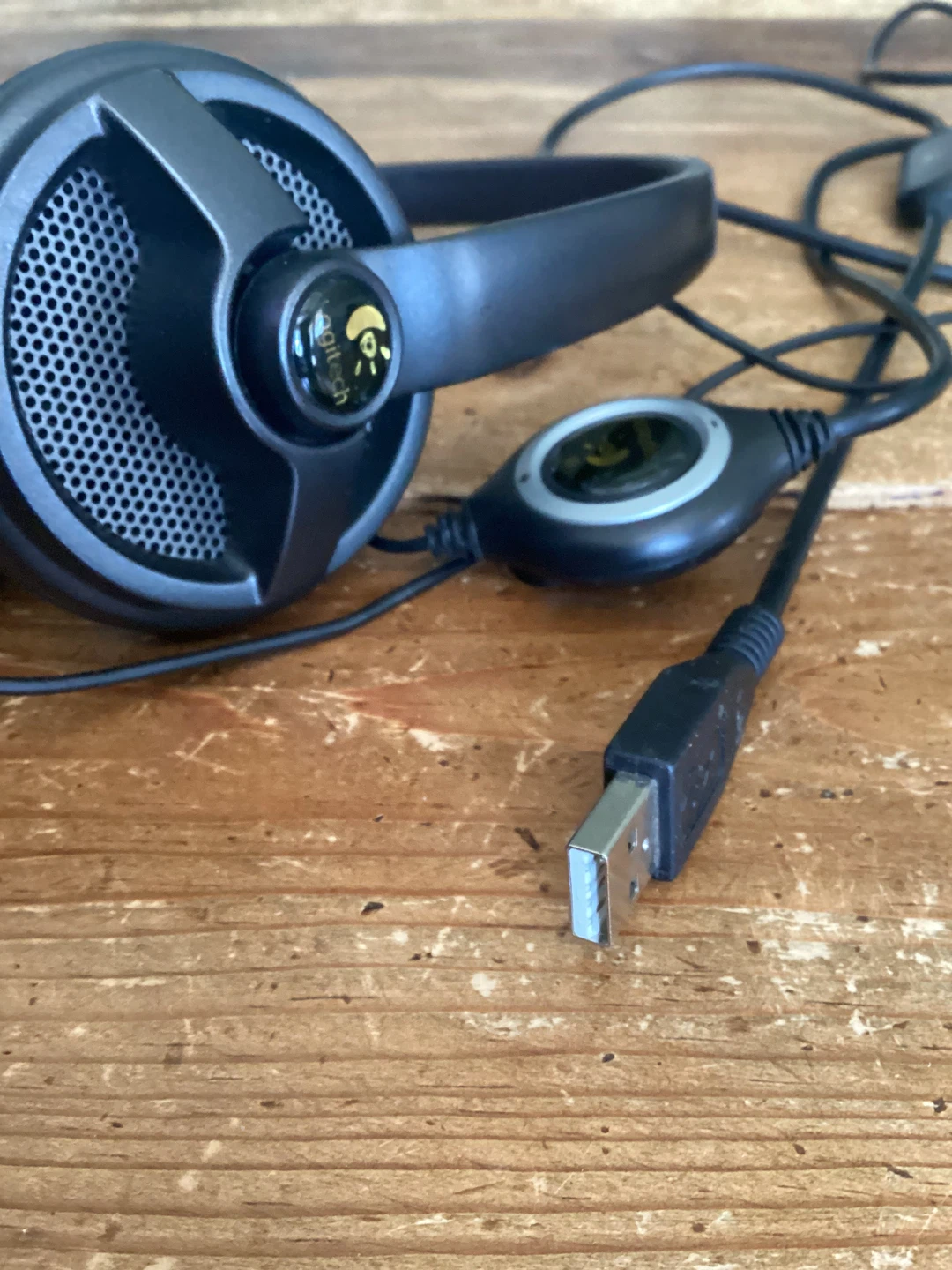 LOGITECH HEADPHONES - photo 2