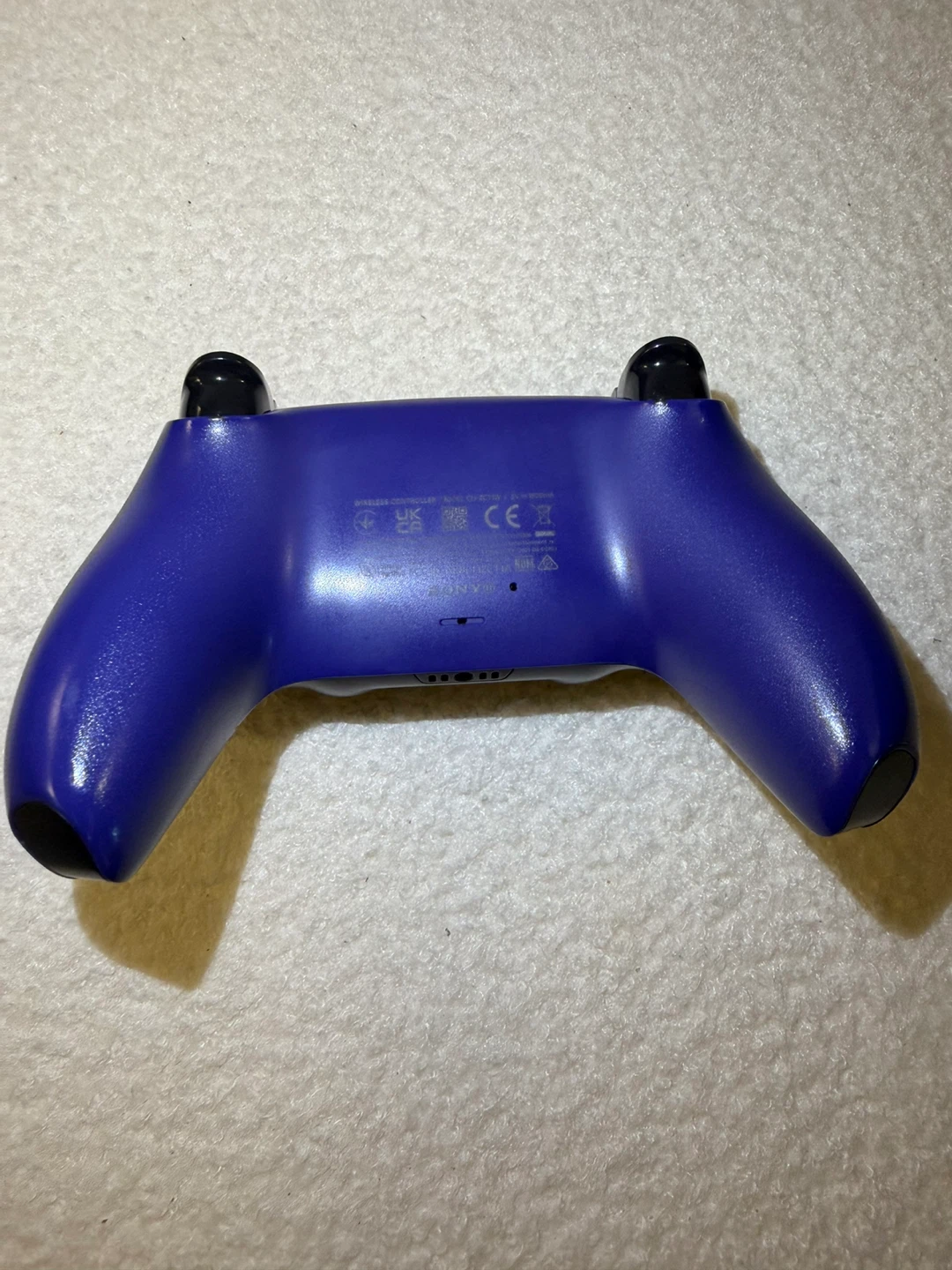 Sony PlayStation 5 DualSense Wireless Controller - Purple - photo 4