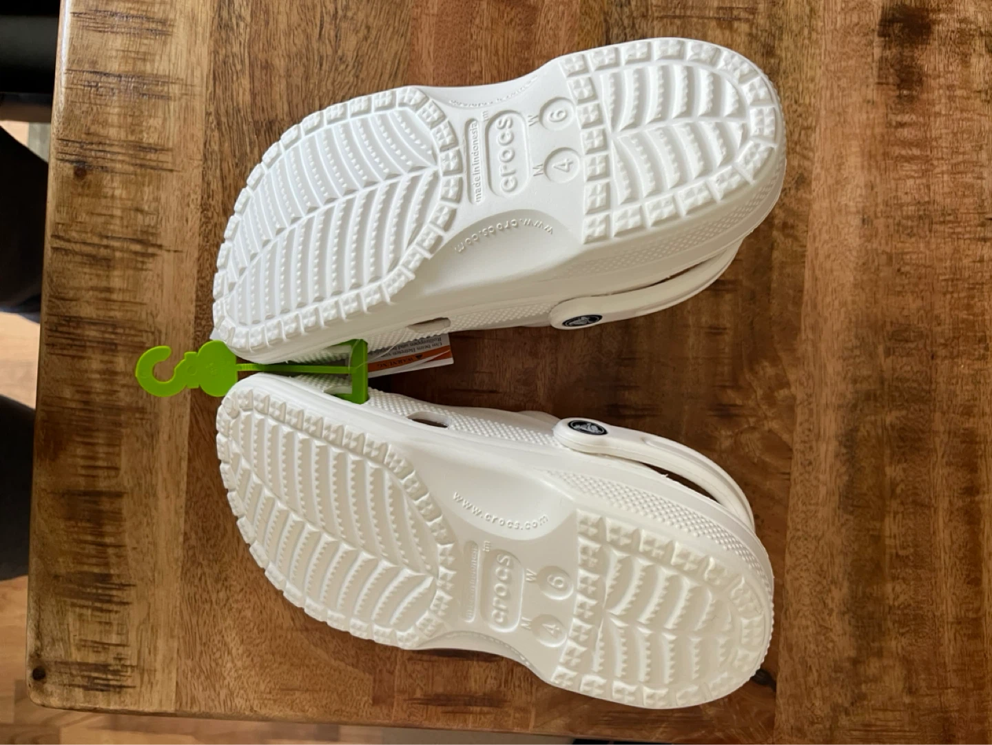 Brand New Crocs Classic Clog White Size 6 Women's - photo 3
