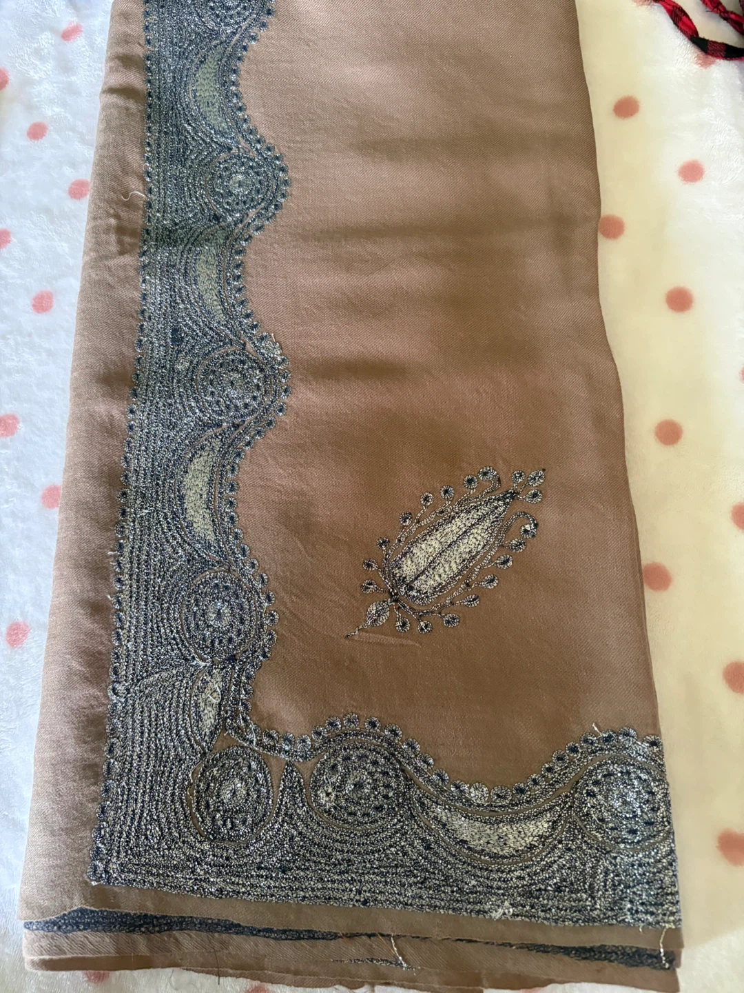 Embroidered Shawl - photo 3