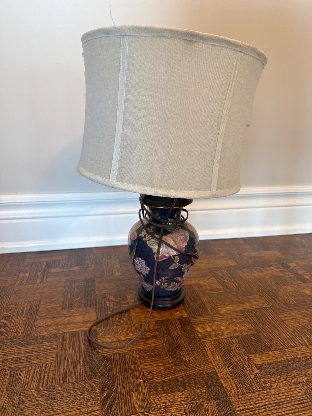 Vintage Floral Ceramic Table Lamp