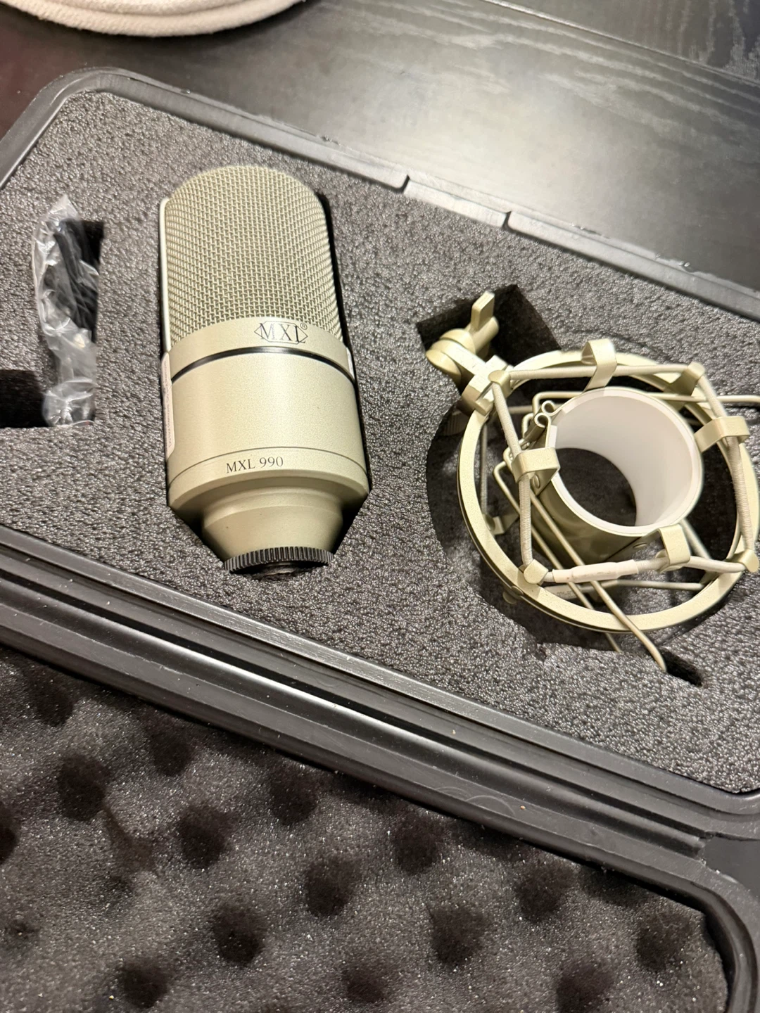 MXL 990 Condenser Microphone with Shock Mount
