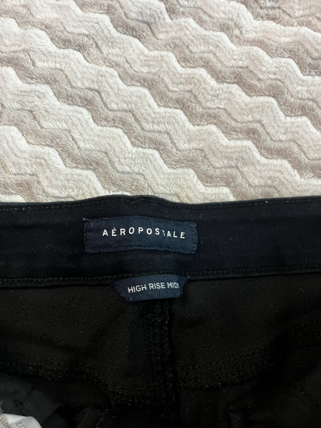 Aeropostale Black High Rise Midi Denim Shorts - photo 3