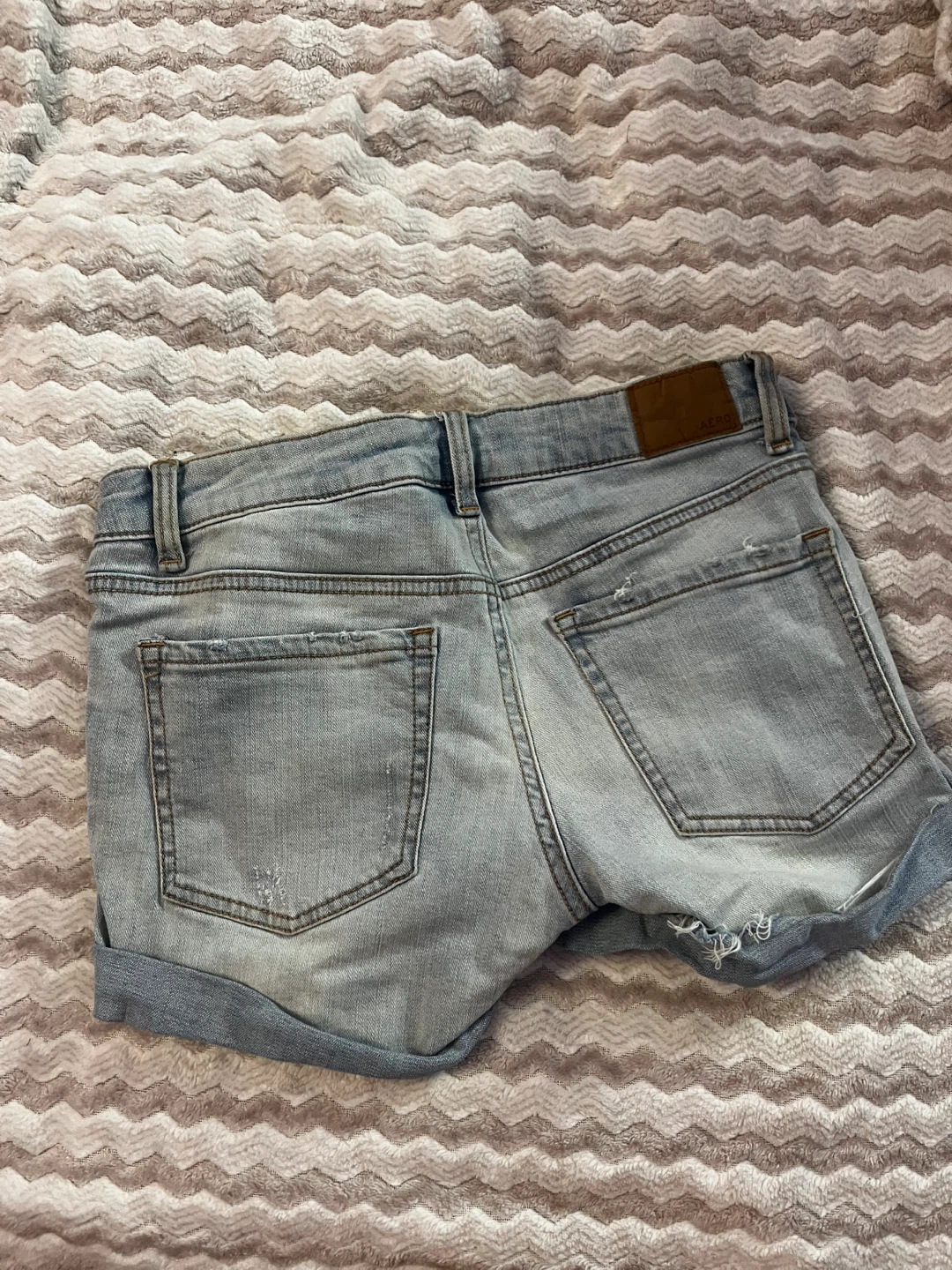 Aeropostale low rise mid shorts light wash - photo 2