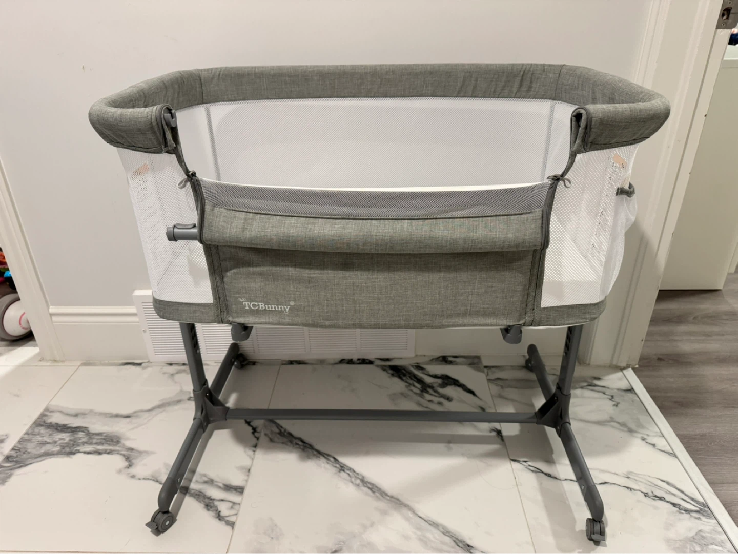 TCBunny bedside bassinet - photo 2