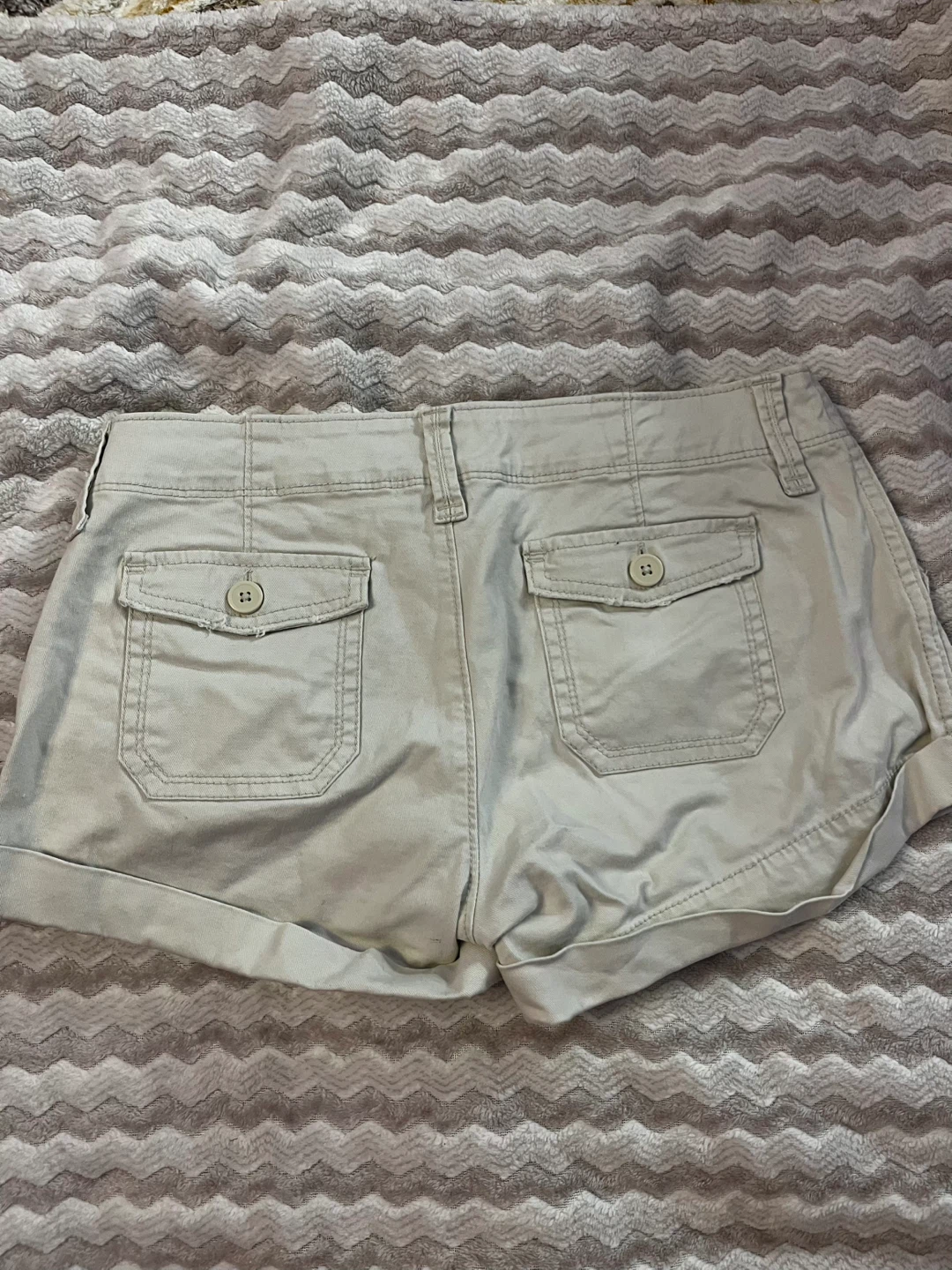 Aeropostale Low Rise Pleated Shorty Shorts - photo 2