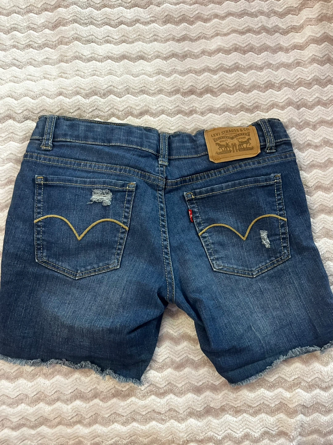 Levi’s boyfriend shorts - photo 2