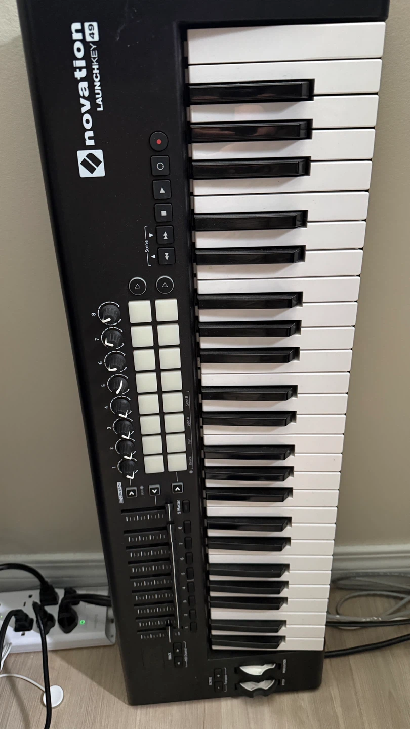 Novation Launchkey 49 MIDI Keyboard Controller
