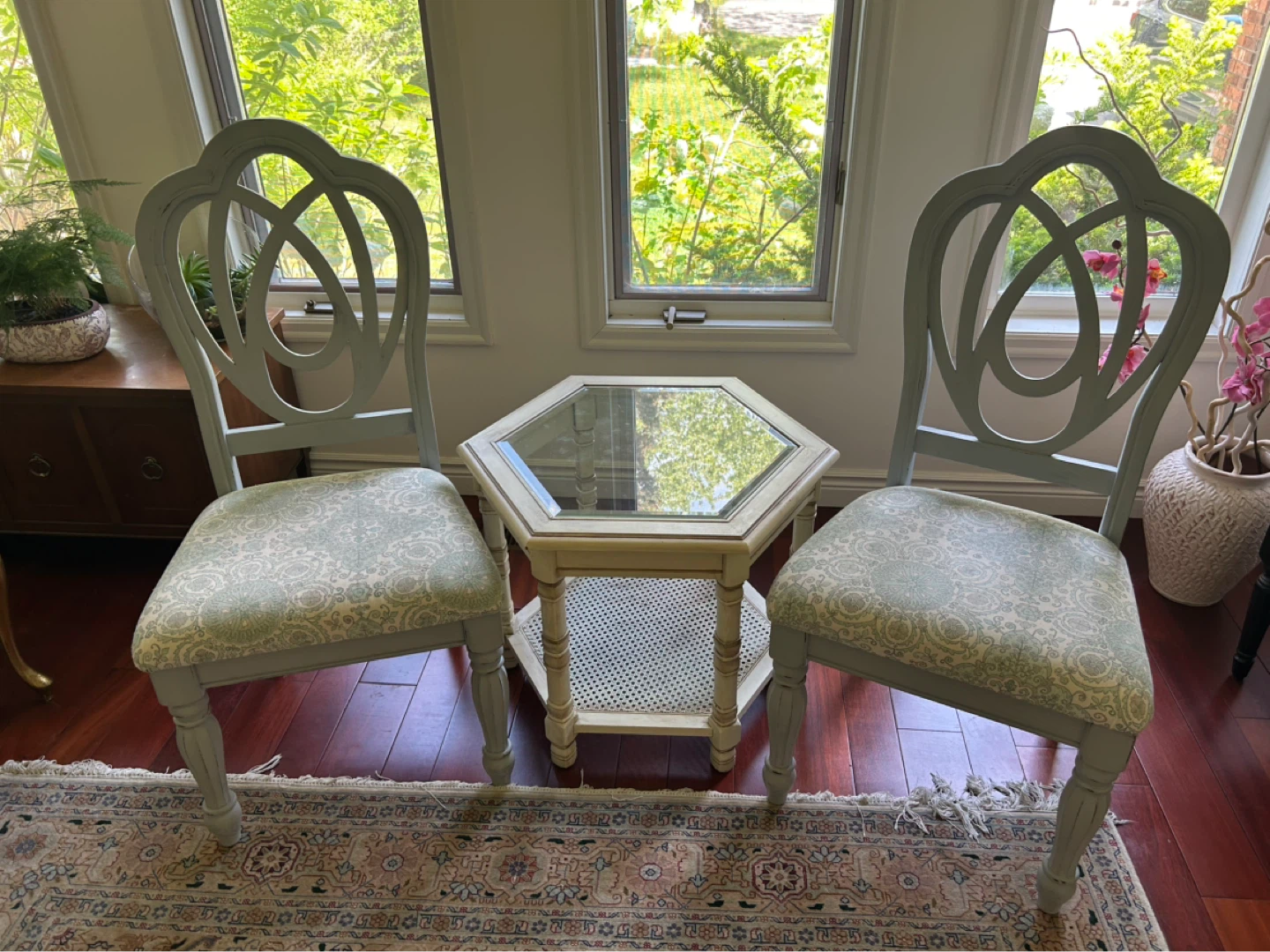 Decorative Accent Chair with Patterned Seat