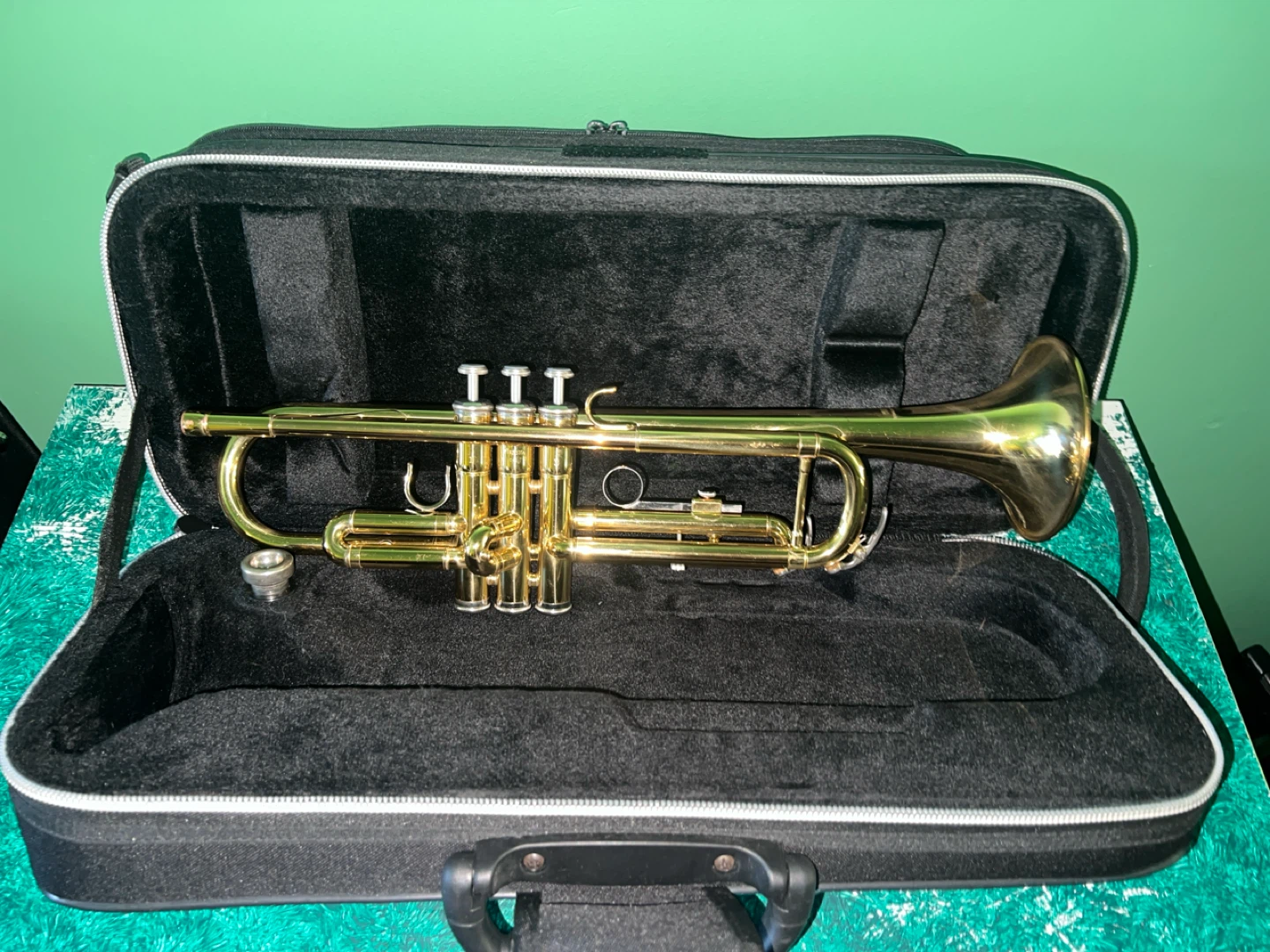 Yamaha YTR 2335 Trumpet - photo 2
