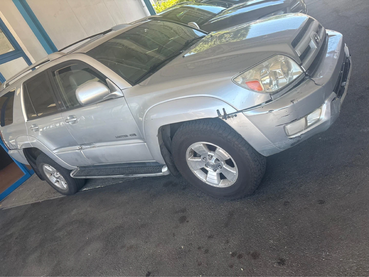 Toyota 4Runner Limited V8 SUV