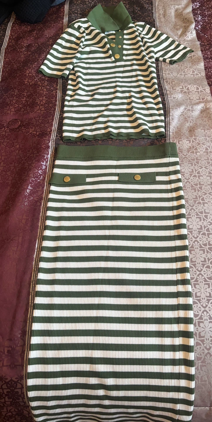 Micheal kors knit top and skirt set