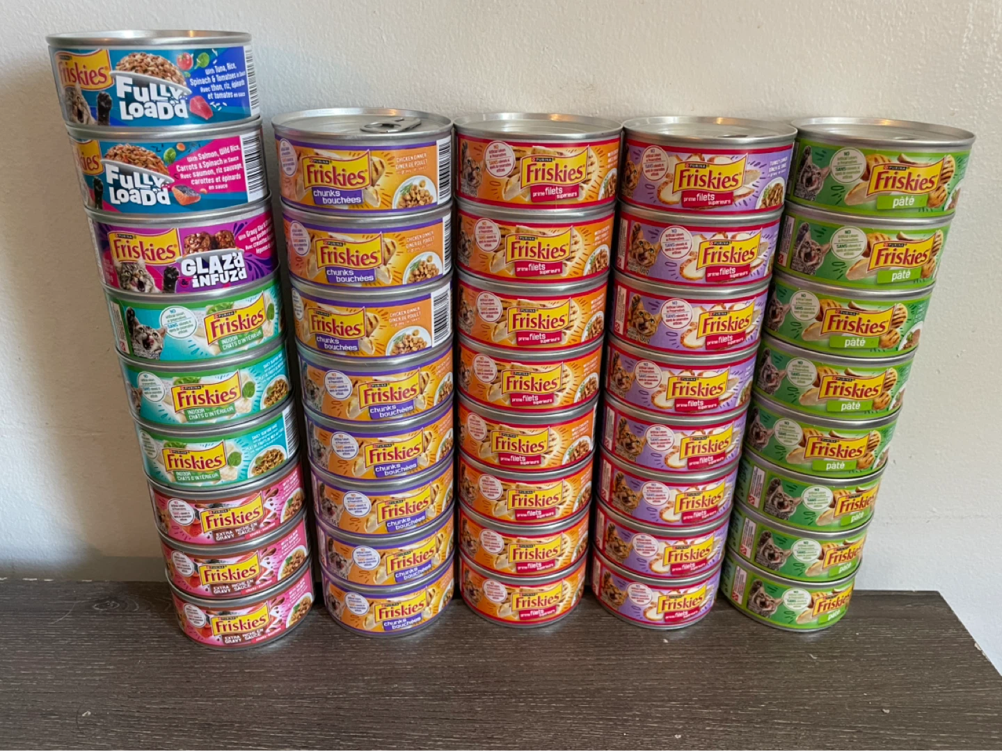 41pc Friskies Wet Cat Food Lot