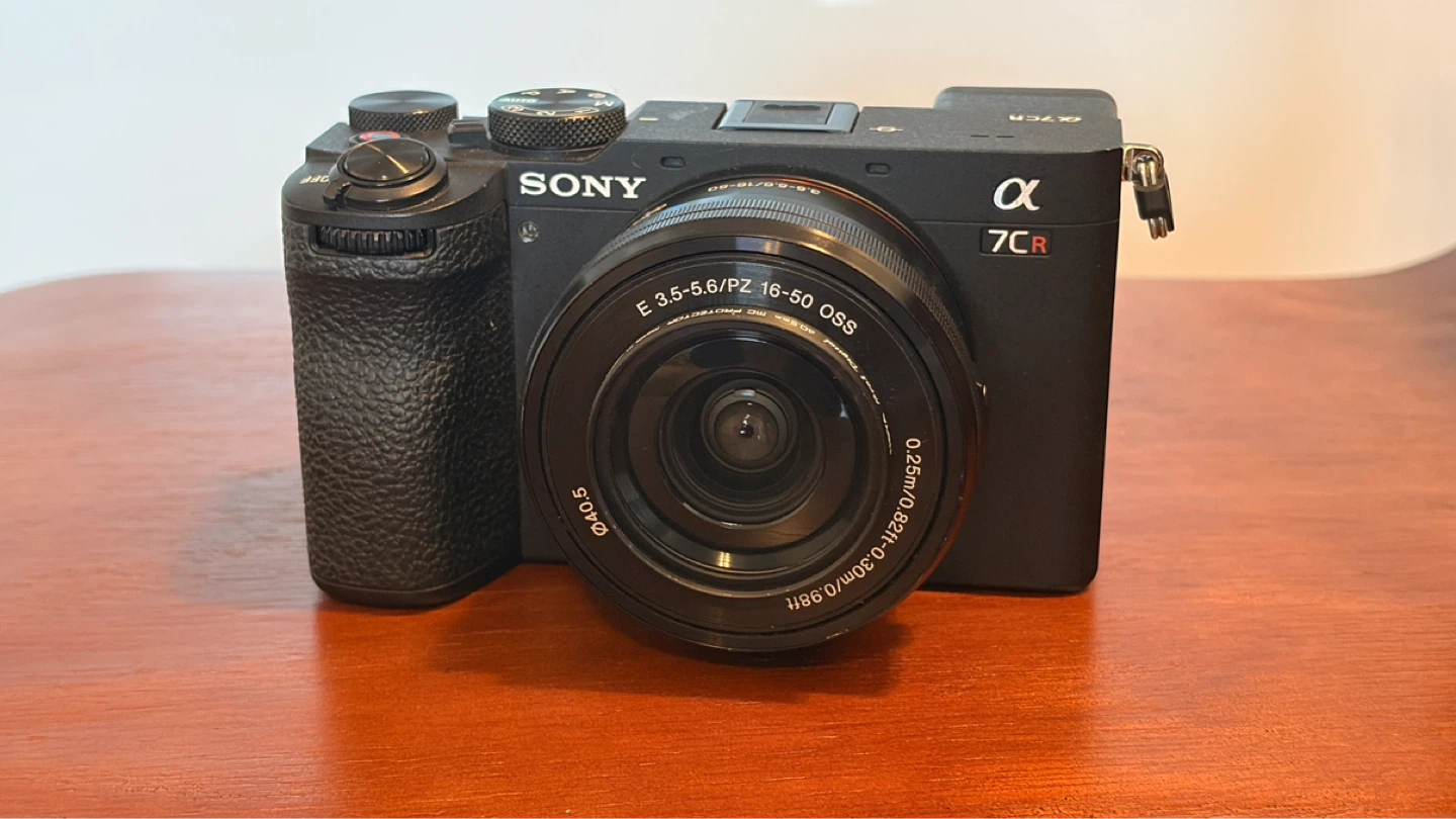 Sony A7RC + Lens + Cage + Accessories Bundle - photo 3