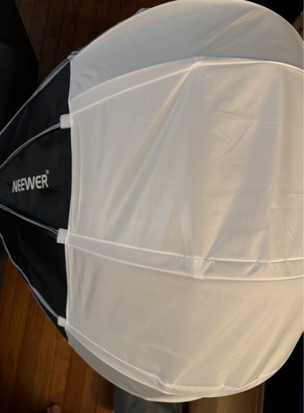 New Neewer NS90L lantern softbox - photo 4