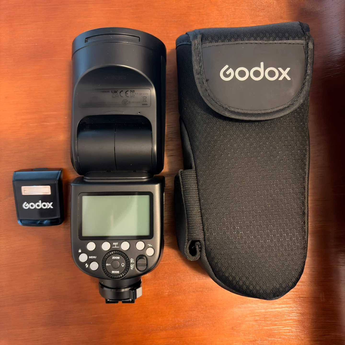 Godox V1 Pro S Flash (Sony Cameras) + Accessories - photo 2