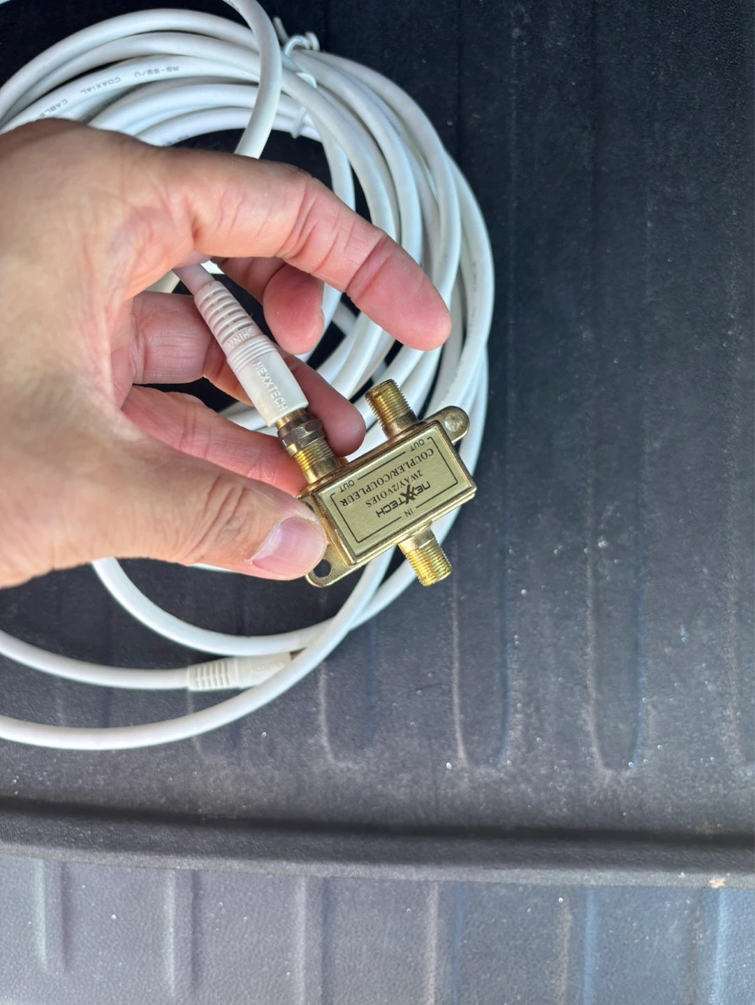 Used Nextech 2-Way Cable TV Splitter with Coaxial Cable - photo 3