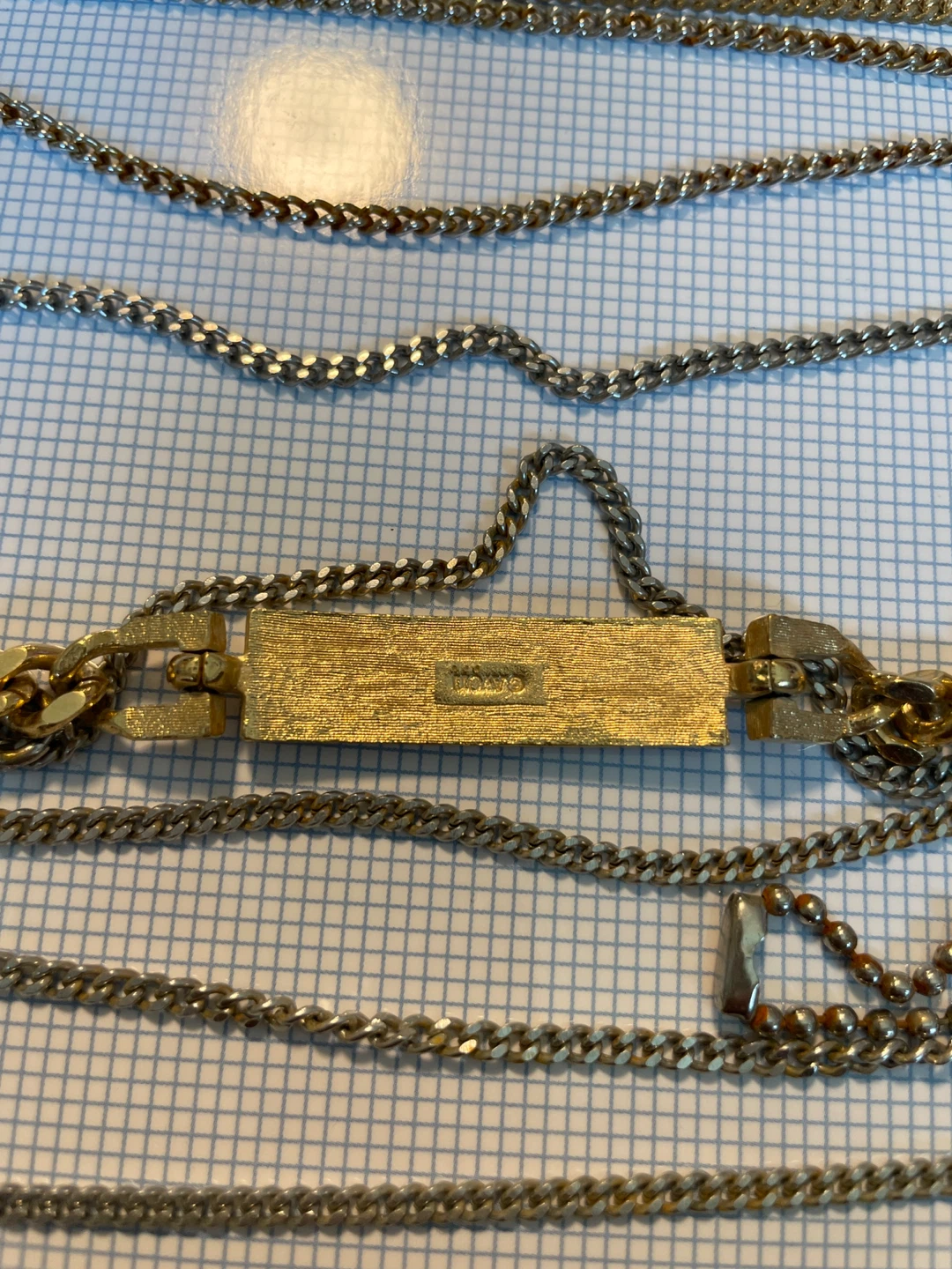 Avon Assorted Vintage Necklaces Lot - photo 4