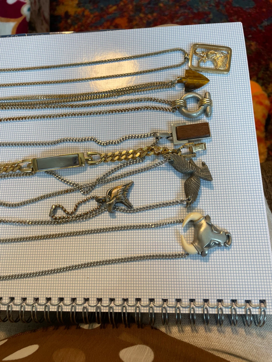 Avon Assorted Vintage Necklaces Lot - photo 5