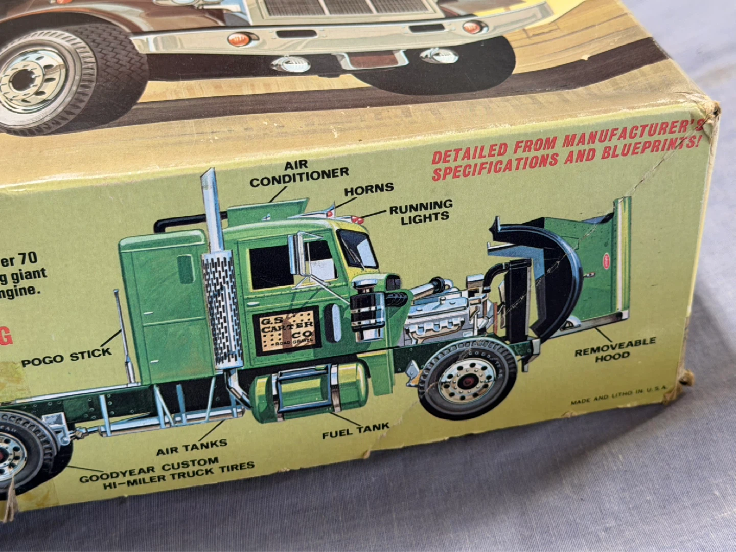 AMT "California Hauler" Peterbilt 359 Model Kit - photo 3