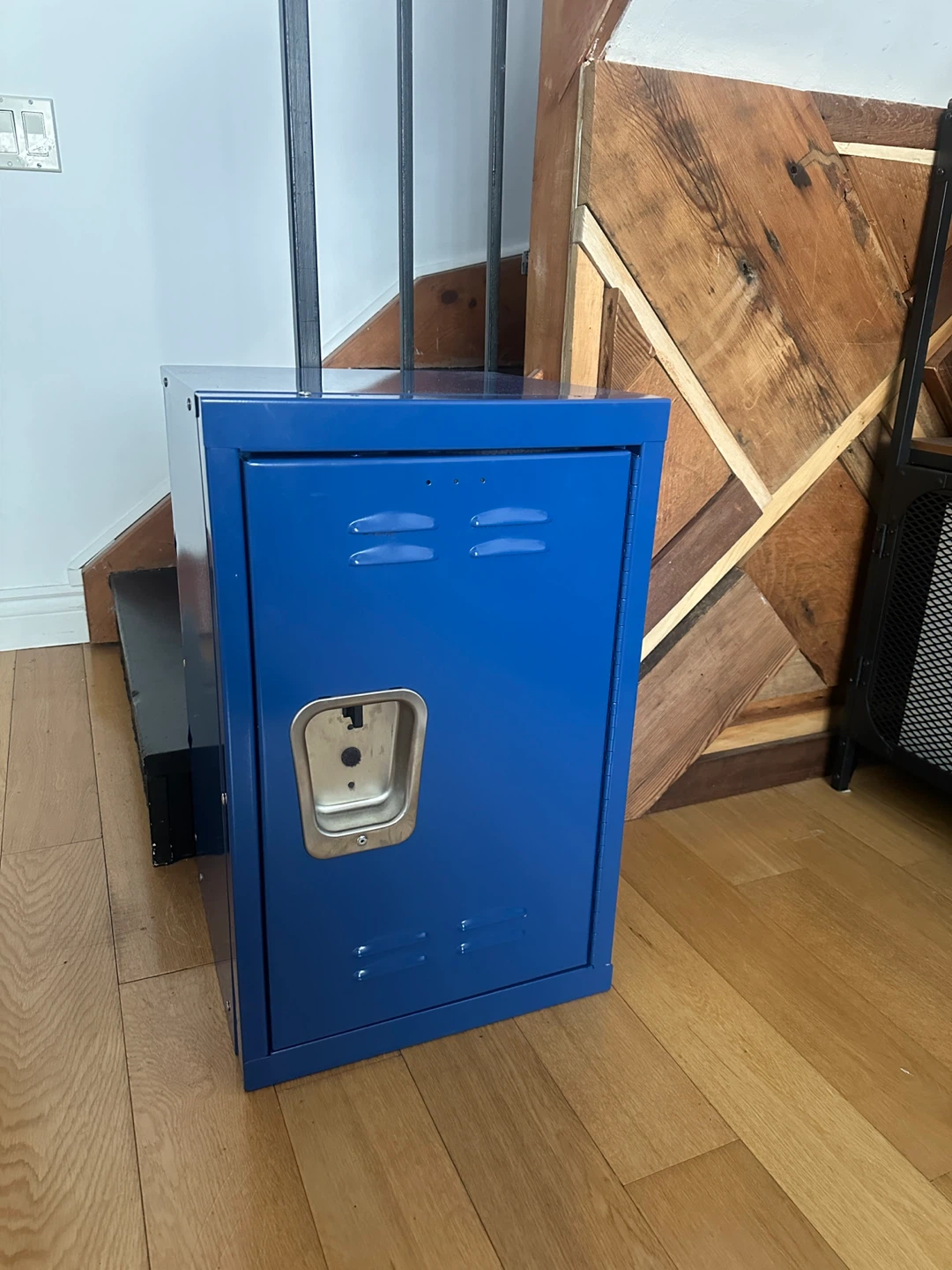 VINTAGE STYLE MINI STEEL STORAGE LOCKER / NIGHT STAND SIDE TABLE - photo 4