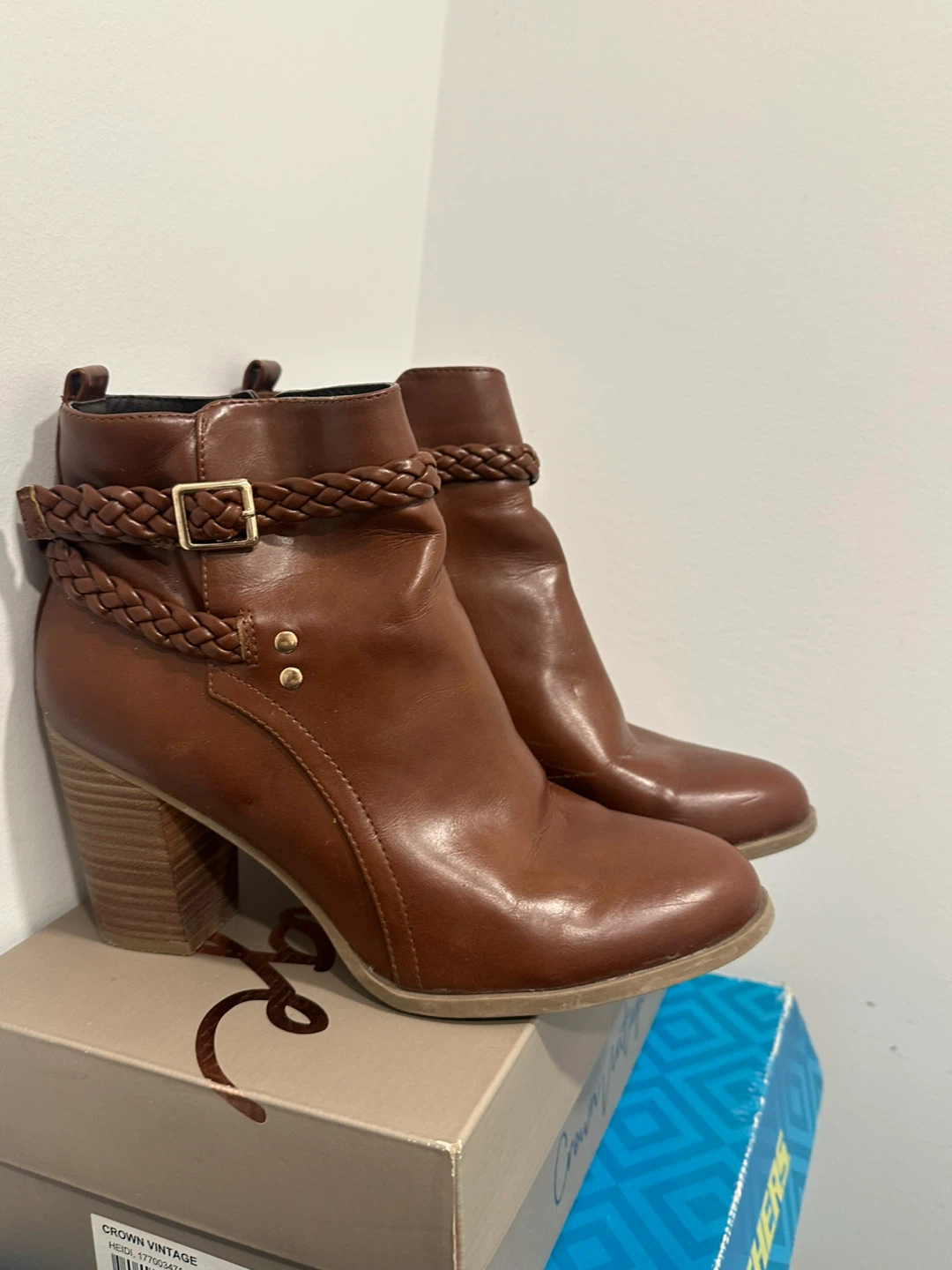 American Eagle Brown Ankle Boots - photo 3