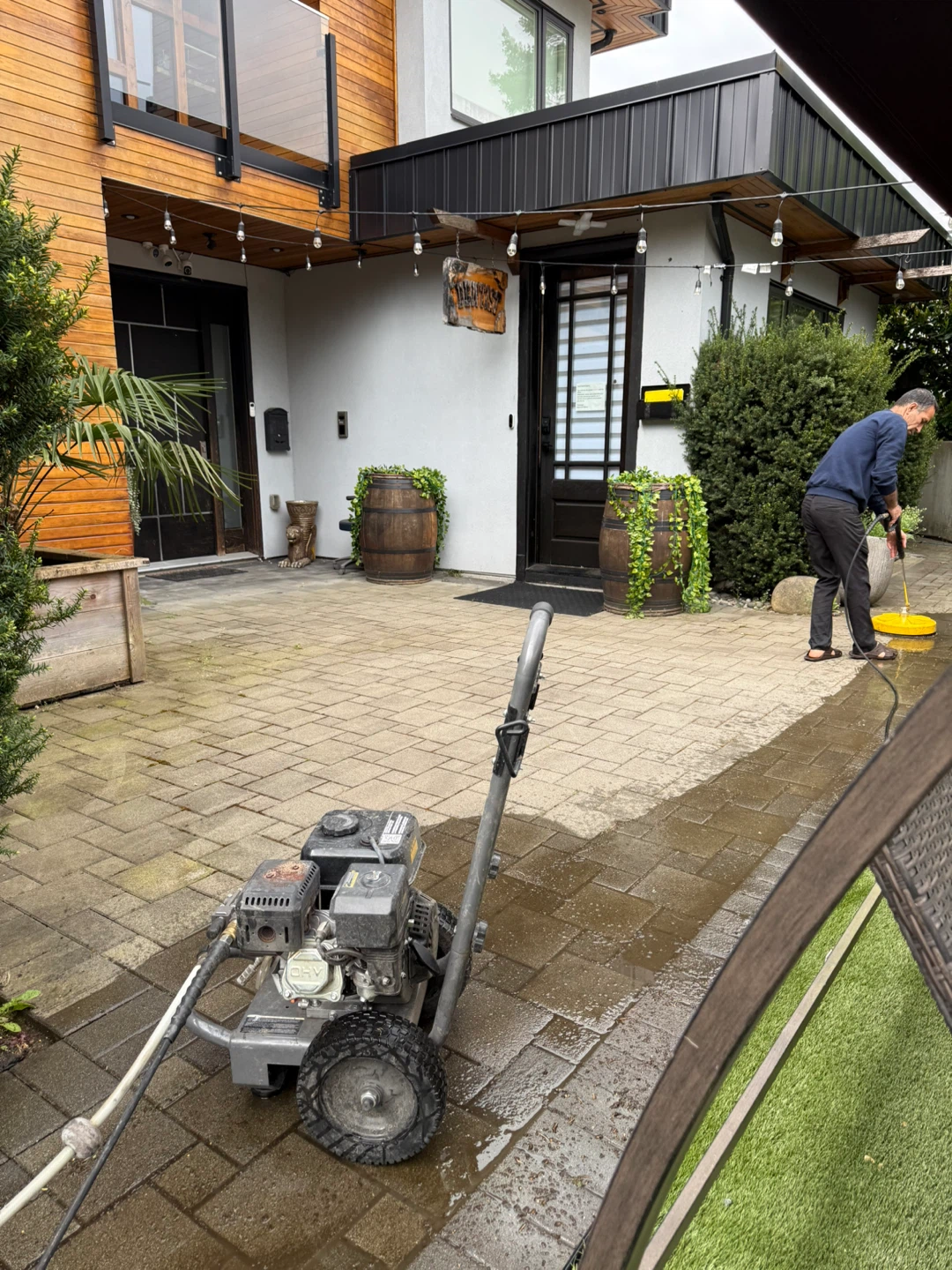 Pressure Washer - photo 2