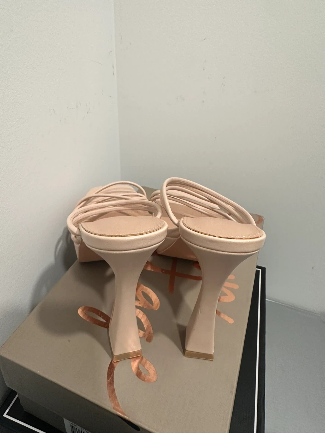 Women's Strappy Heeled Sandals - photo 4