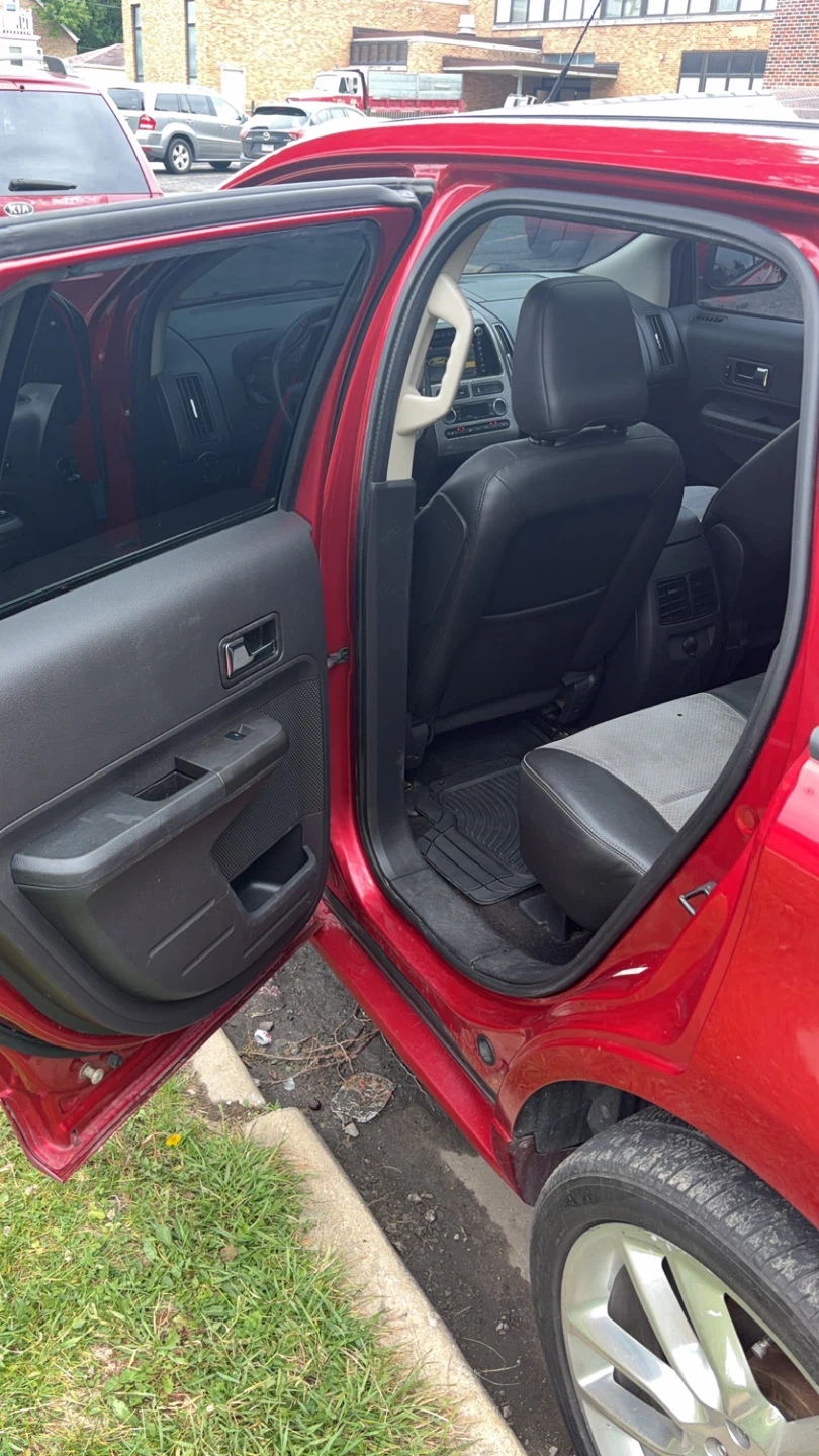 Red Ford Edge sport - photo 4