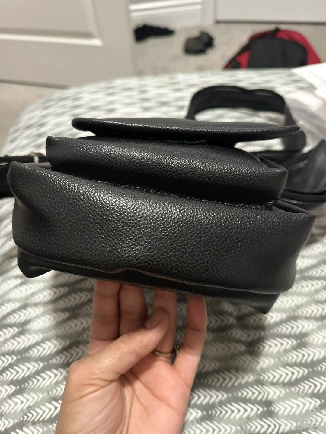 Black Leather Crossbody Bag - photo 5
