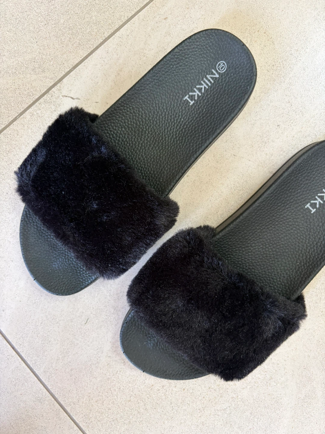 Black Faux Fur Sandals - photo 2