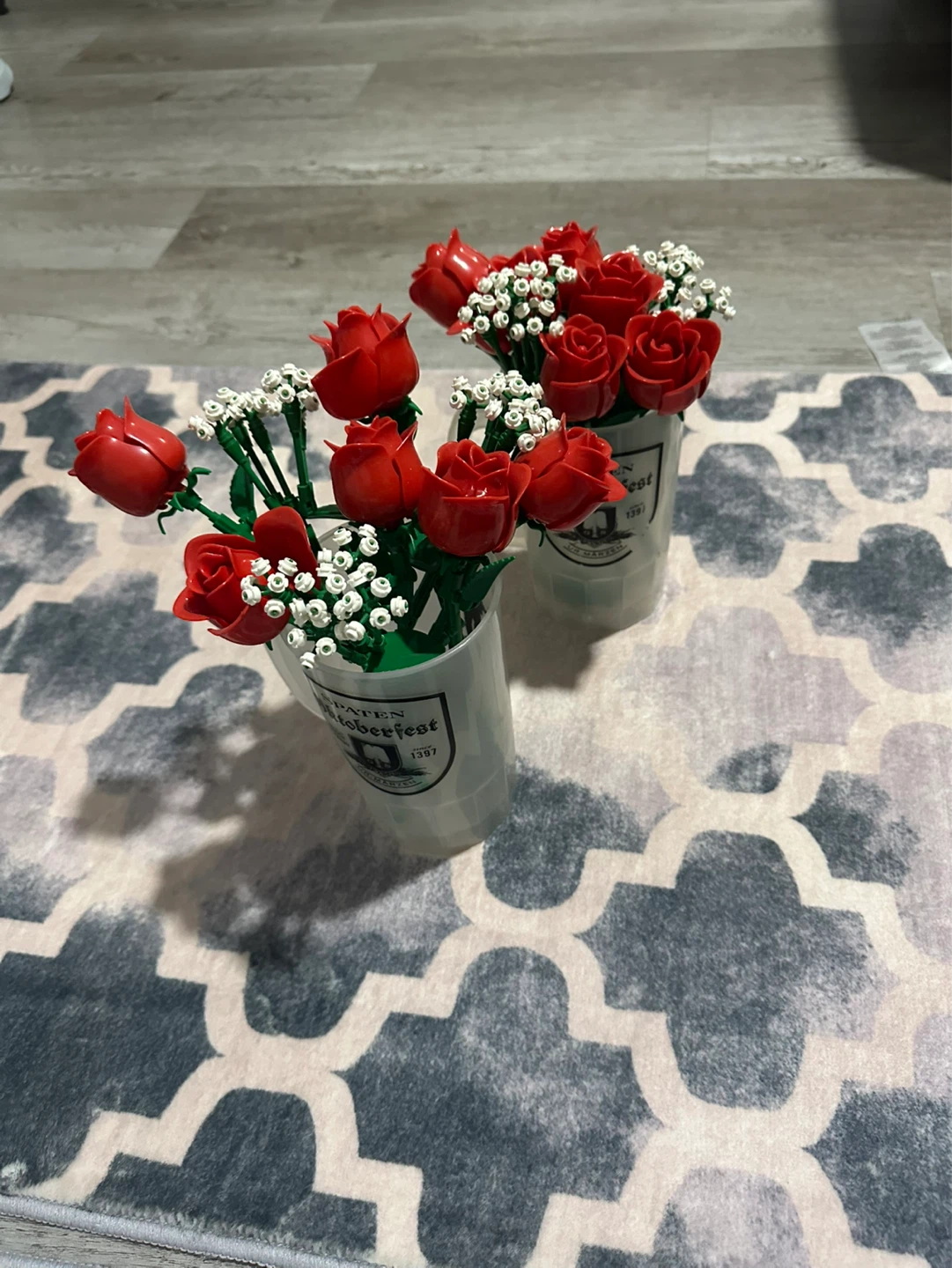 LEGO Red Roses Building Set