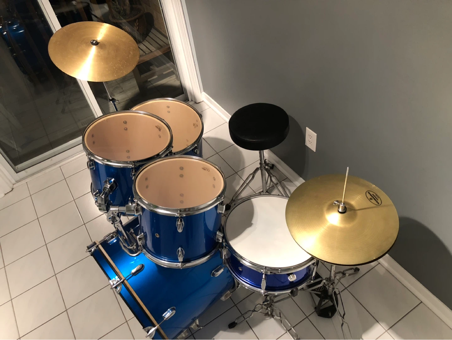 Blue drum set — amazing condition! - photo 3