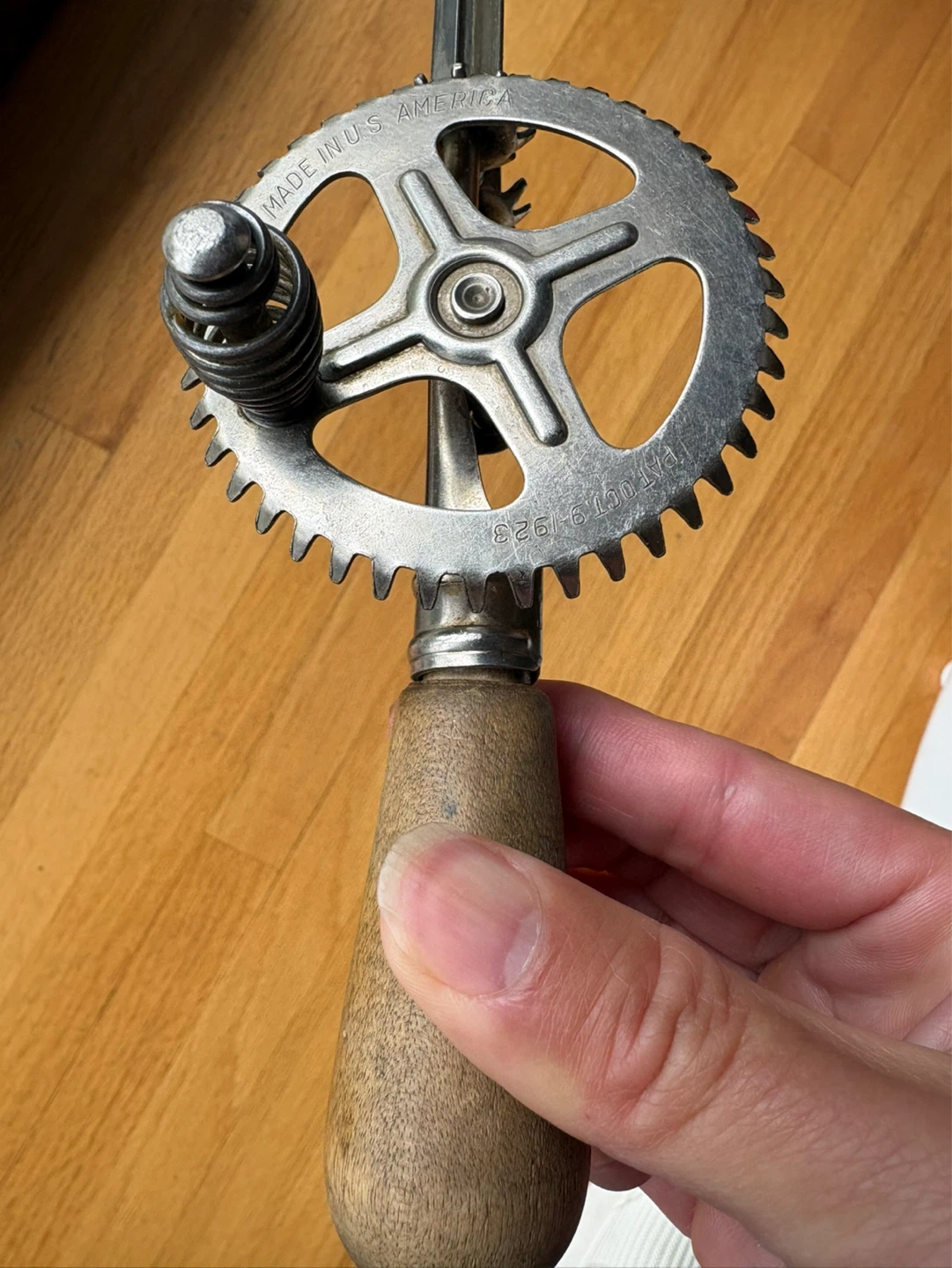 Vintage Egg Beater Hand Mixer 1923 - photo 2