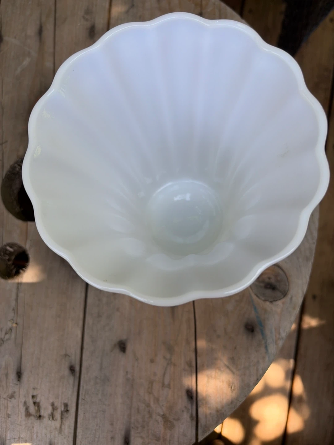 Vintage White Milk Glass Fluted Vase - photo 2