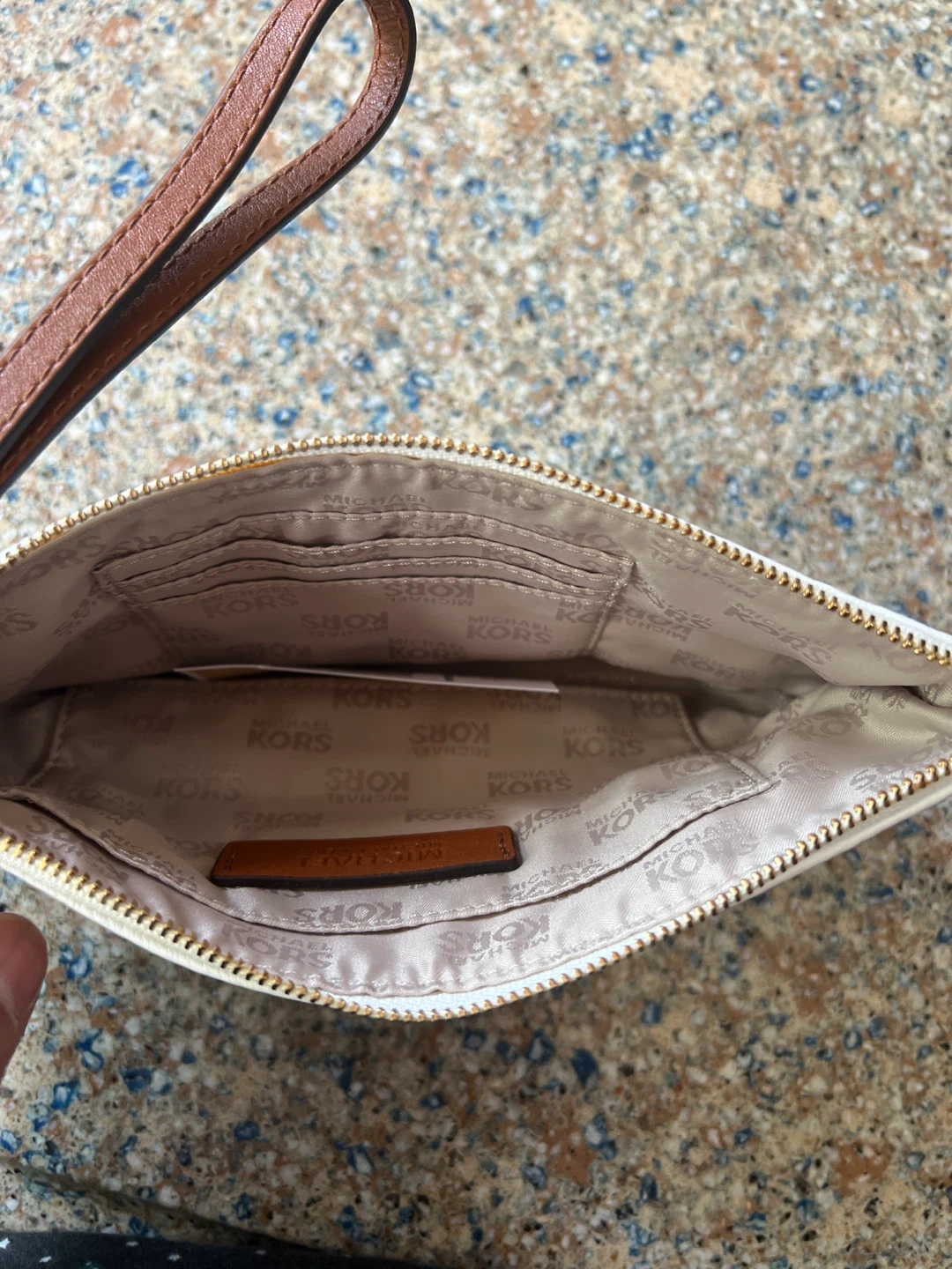 Michael Kors Colorblock Wristlet - photo 5