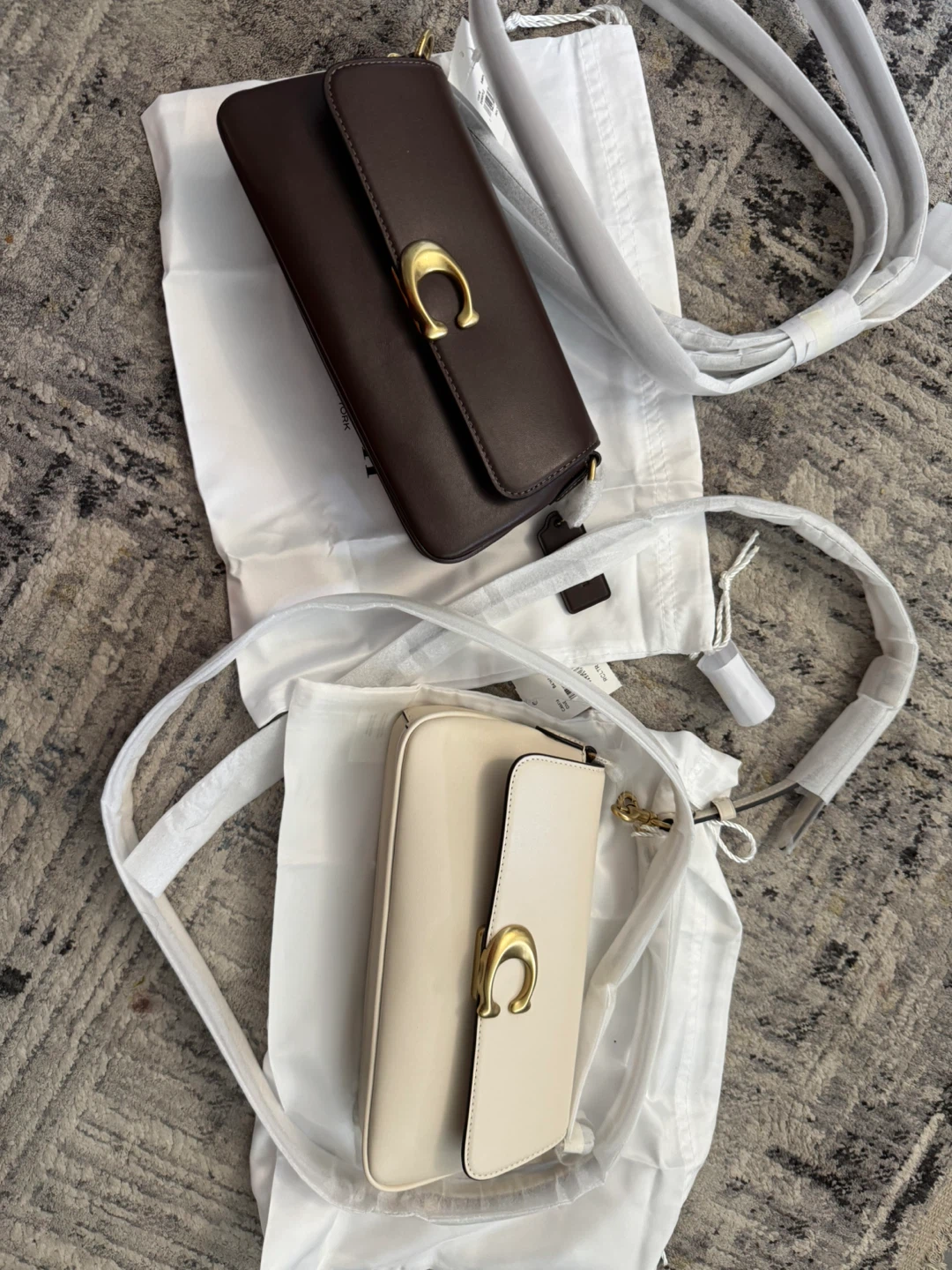 Coach Jet Shoulder Bag - Brass/Chalk