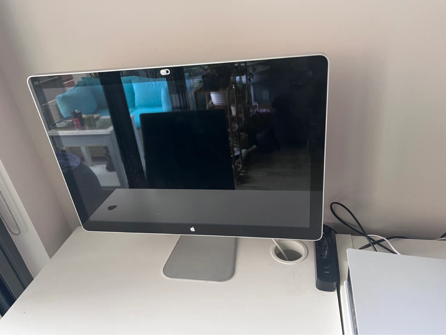 Apple iMac 27-inch Desktop Computer