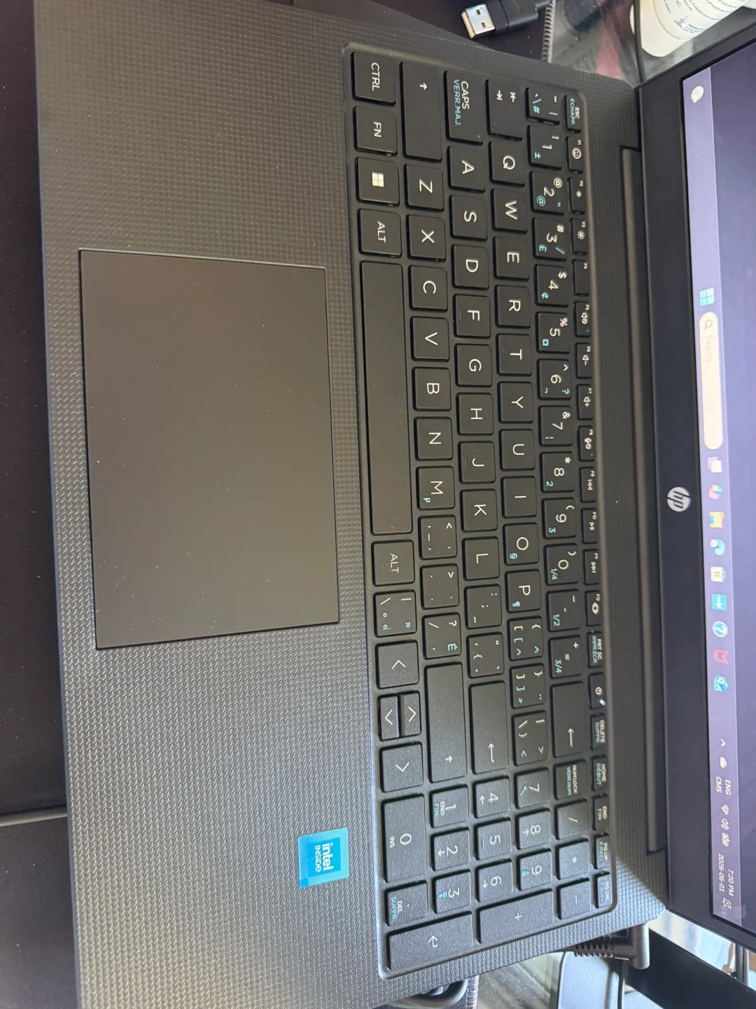 HP Laptop RG06NR 15-fdbx - photo 3