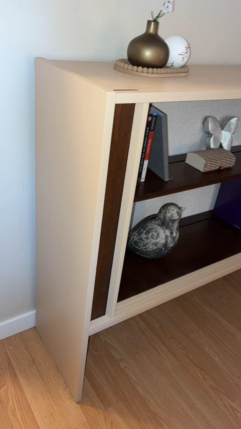 Book shelf - photo 3