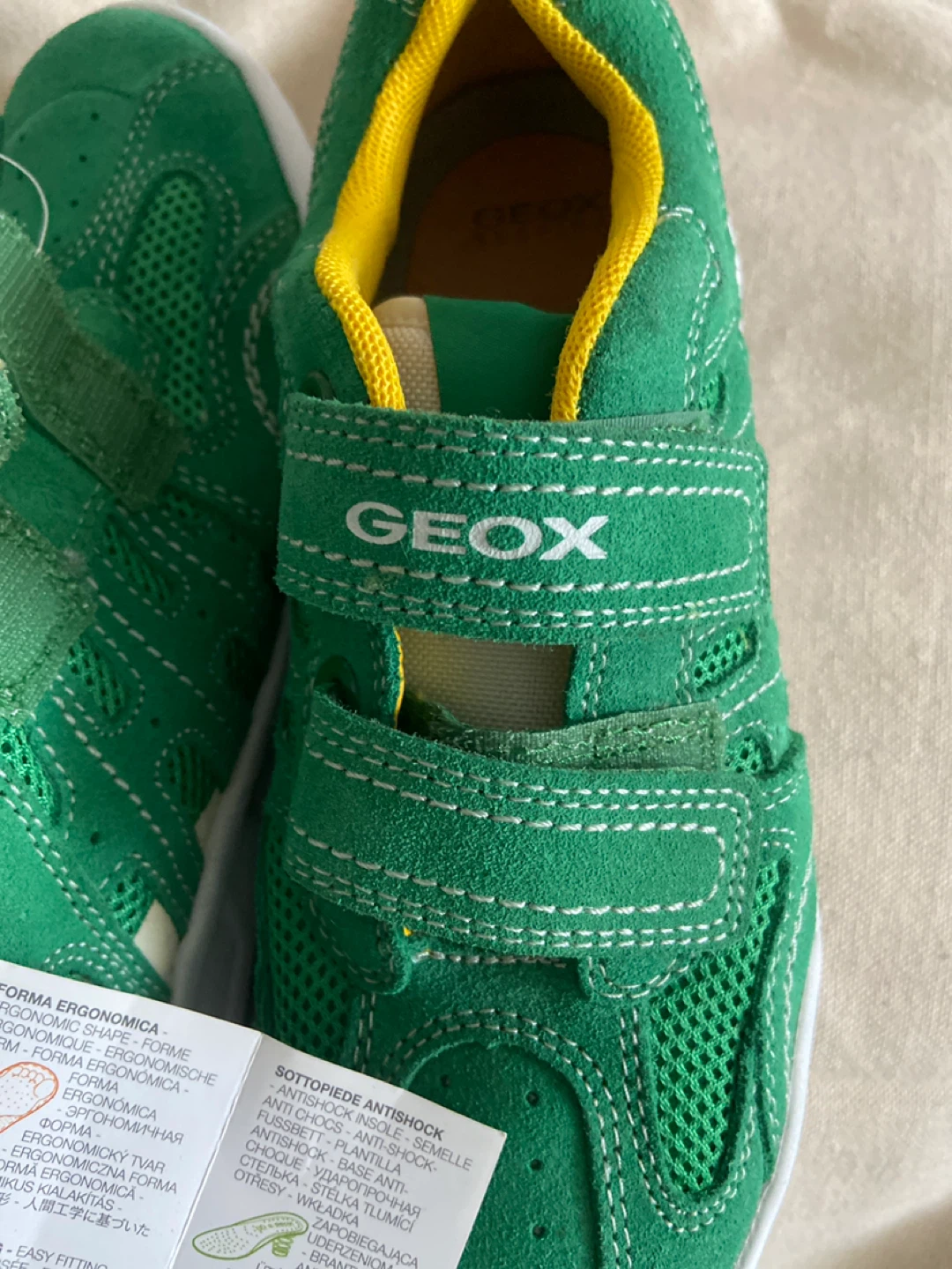 Geox Respira Green Sneakers - Size 2.5 UK / 35 EUR