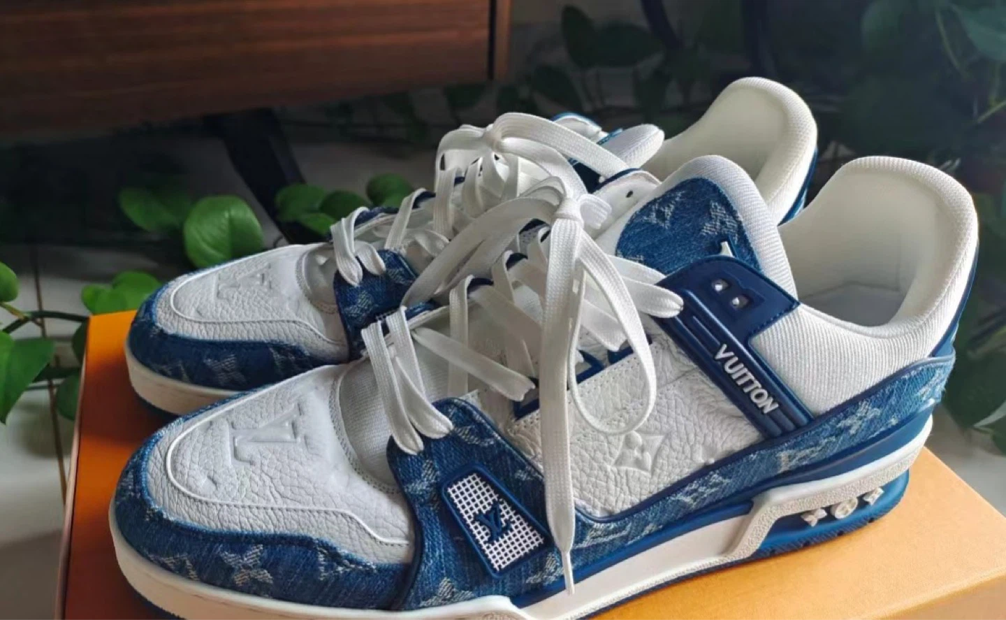 Louis Vuitton Sneakers - Various Colours Available