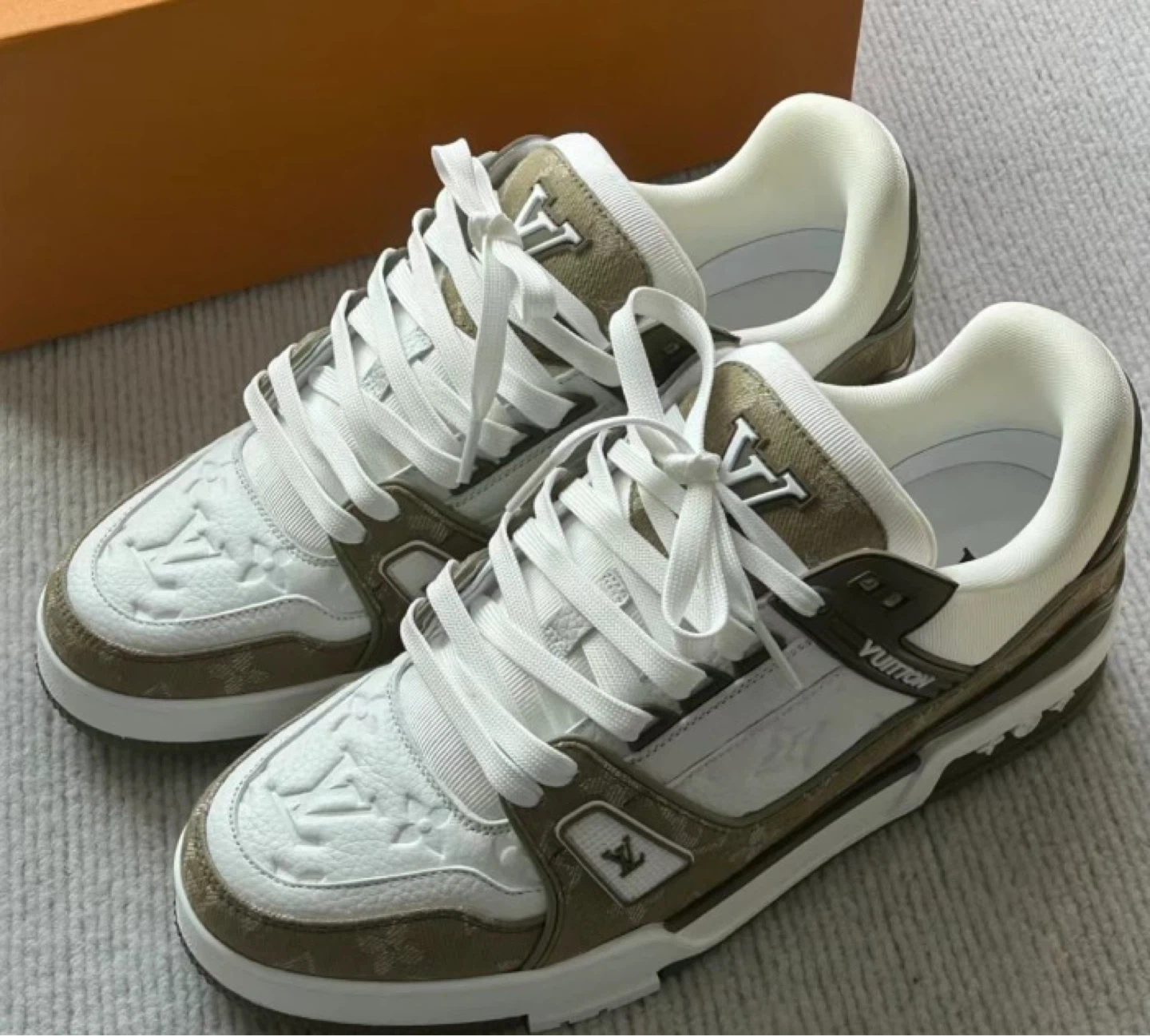 Louis Vuitton Sneakers - Various Colours Available - photo 4