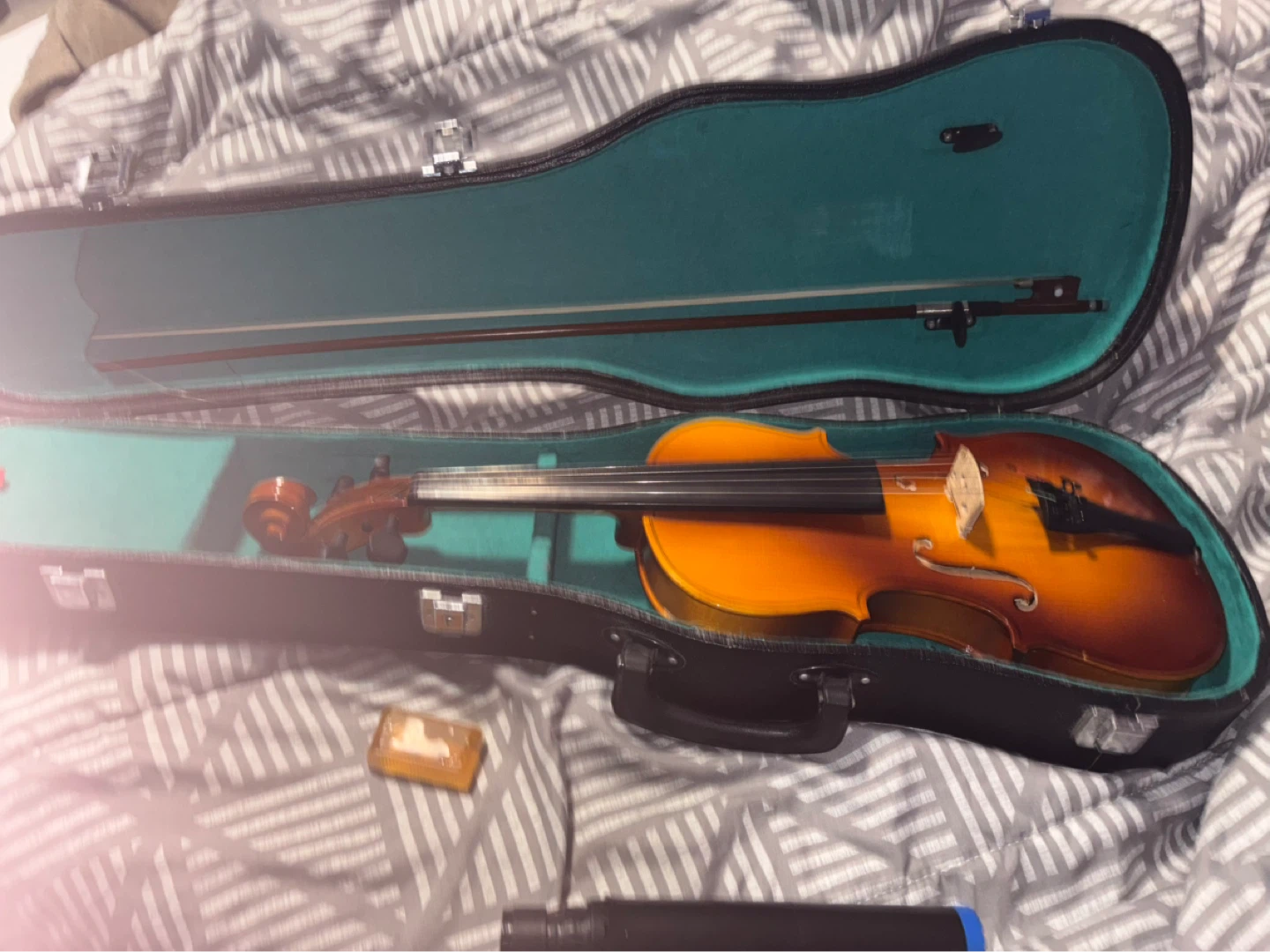 Violin with Case and Bow - photo 4