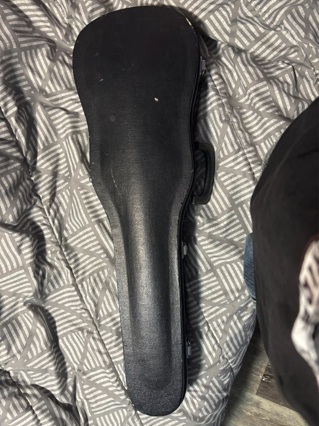 Violin with Case and Bow - photo 5