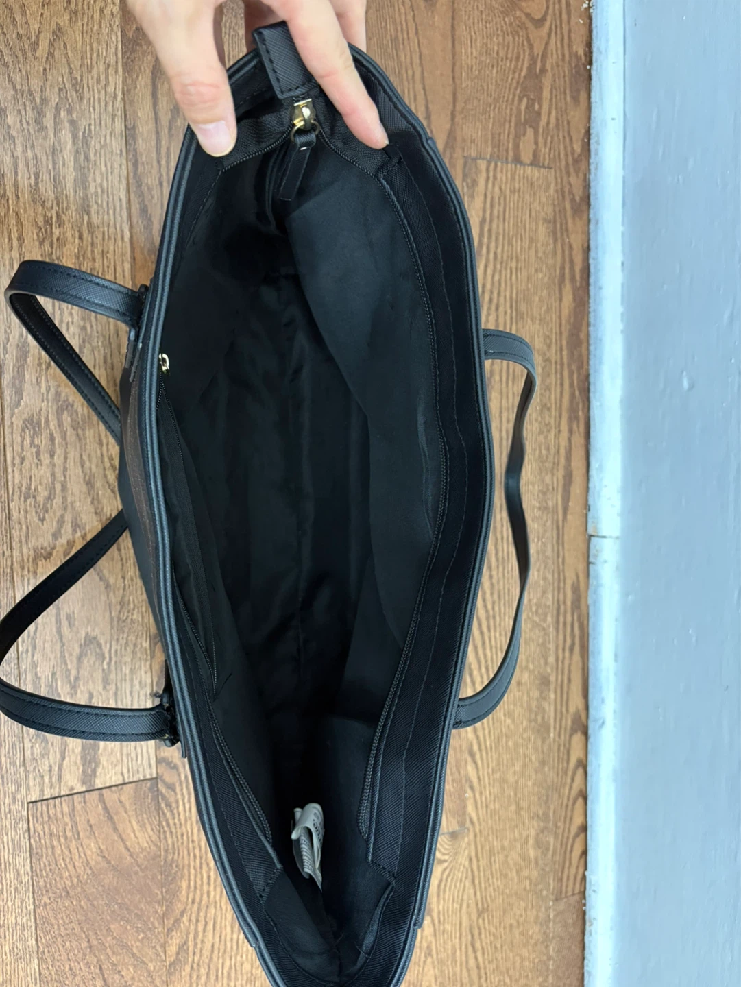 Black Tote Bag - photo 3