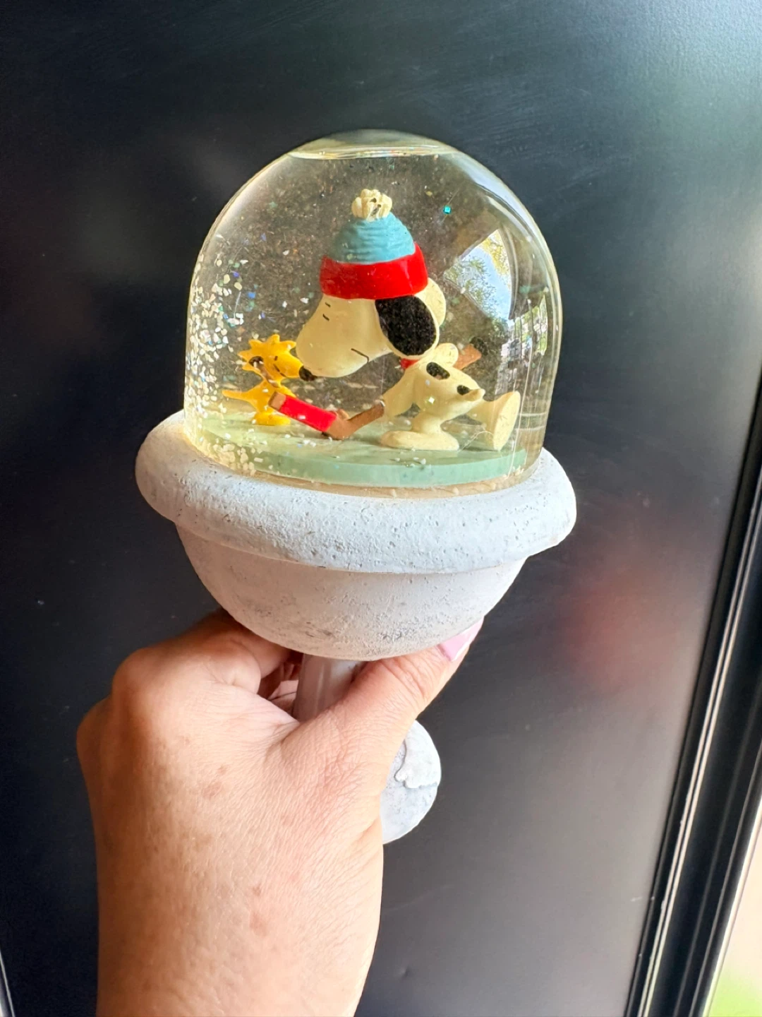 Hallmark Peanuts Gallery Winter Games Snow Globe