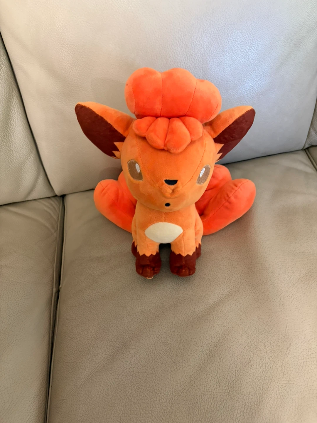 Pokémon Kanto Vulpix plush