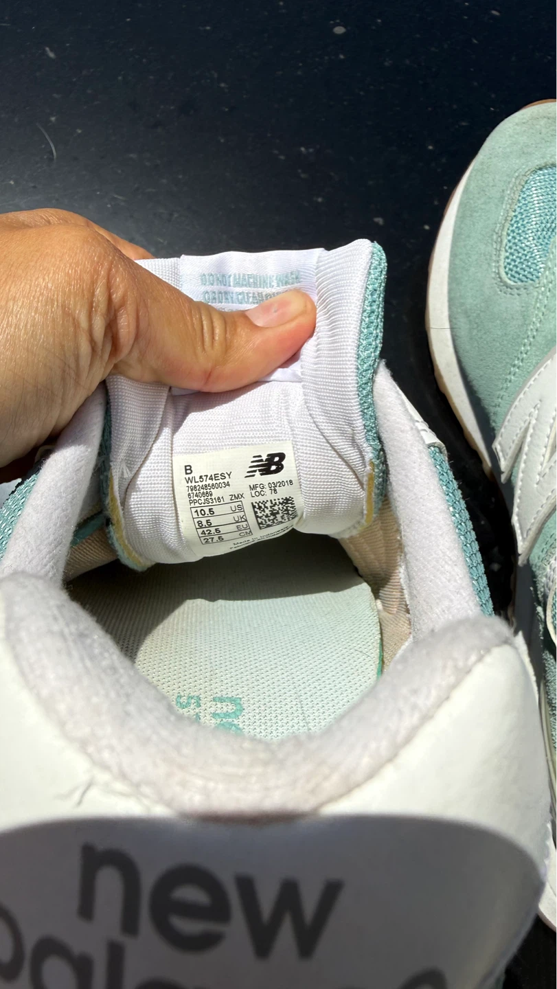 New Balance 574 Sneakers Size 10.5 check more pictures - photo 3